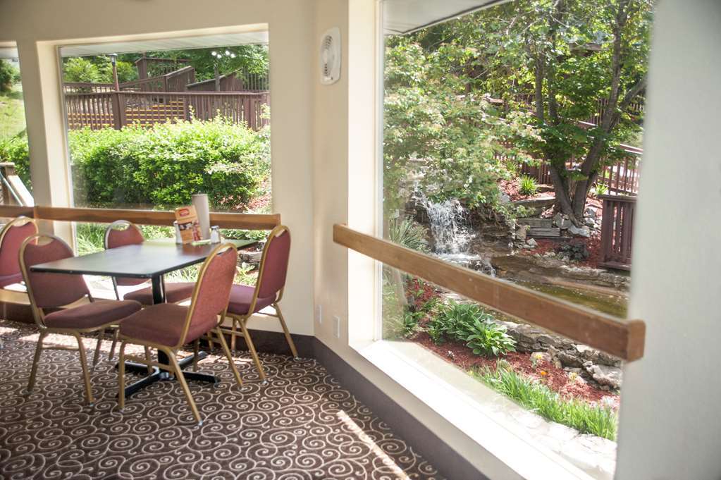 The Stone Castle Hotel & Conference Center Branson Restaurace fotografie